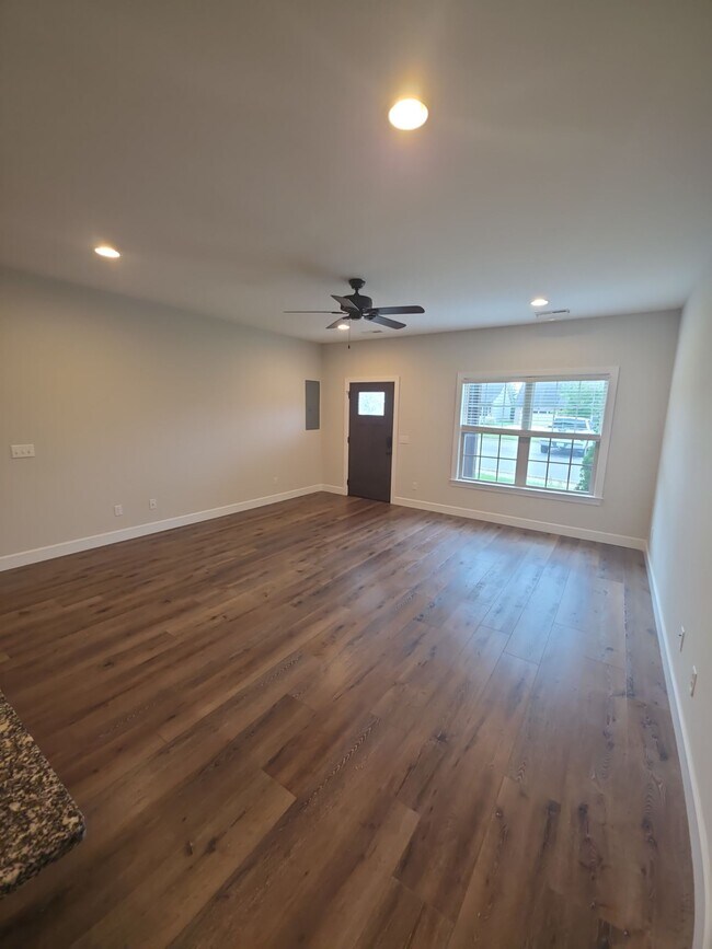 242 Cypress Ridge unit 242 Cypress, Cookeville, TN 38506 - photo 2
