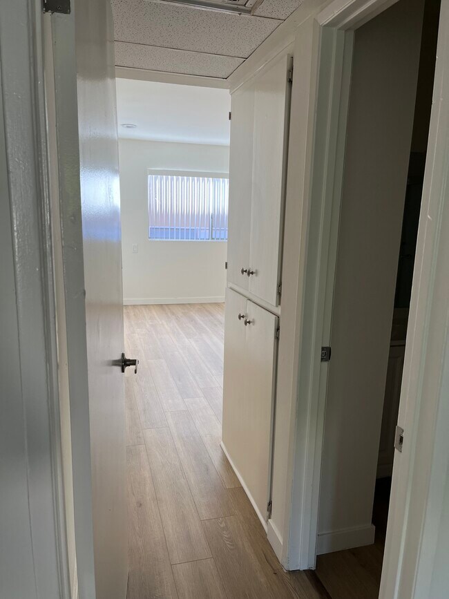 5400 Newcastle Ave unit 68, Encino, CA 91316 - photo 7