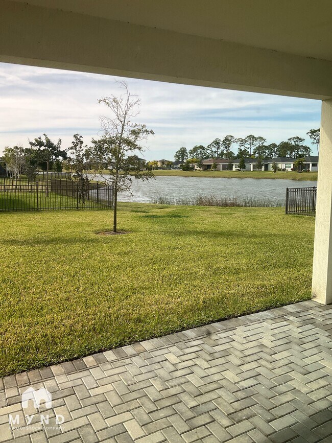 515 Veridian Cir NW, Palm Bay, FL 32907 - photo 6