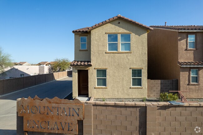 Mountain Enclave is a subdivision of modern homes in Mountain View, Tucson, AZ.