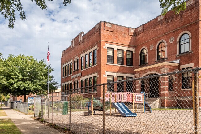Homer Street Elementary School is located in Springfield, MA.