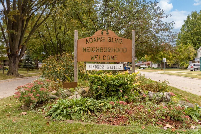 Welcome to Adams Boulevard in Saginaw.