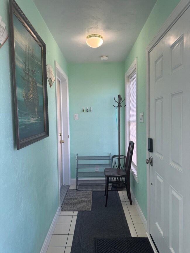 31 Tapley Ave, Revere, MA 02151 - photo 4