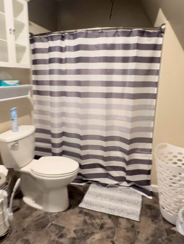 1006 S Rowley St, Mitchell, SD 57301 - photo 7