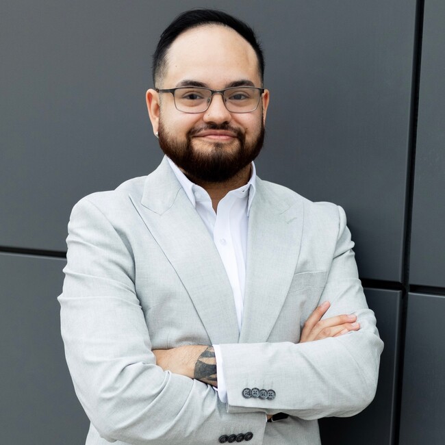 Agent Photo