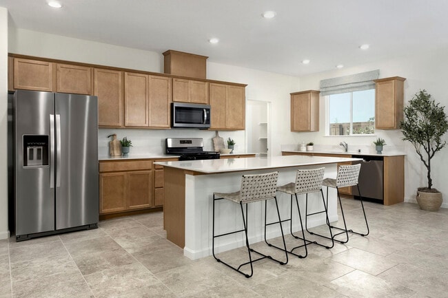 2047 Shoreline Dr unit 36851028, Riverbank, CA 95367 - photo 6