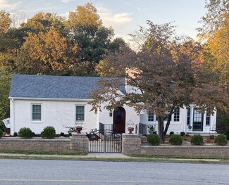 4600 Boonsboro Rd, Lynchburg, VA 24503