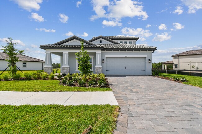 1697 Suttonset Trail, Zephyrhills, FL 33541 - photo 6