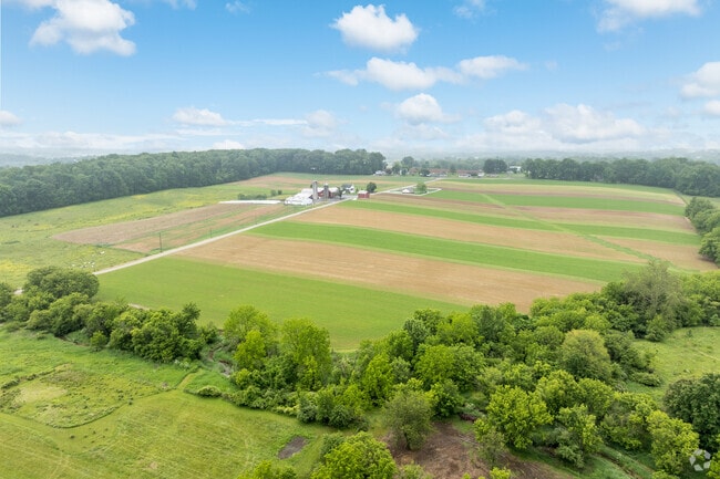 Just outside of Oxford’s downtown, you’ll find many family farms.