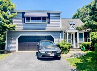 94 Country Club Dr Unit Apartment, Yarmouth Port, MA 02675