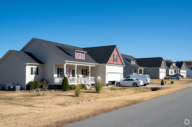 It's a 30 minute drive from the O'Neals neighborhood to the state capital.