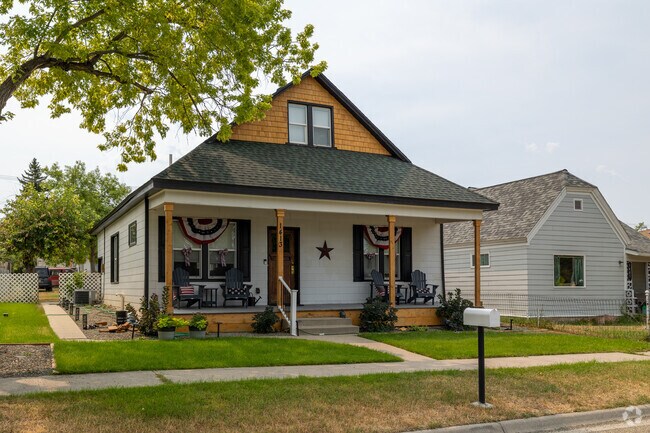 A clean cottage-style home in North East Helena.
