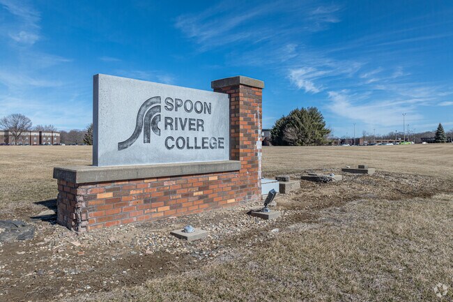 Spoon River College, located in Canton, has a full-time enrollment of just under 2,000 students.