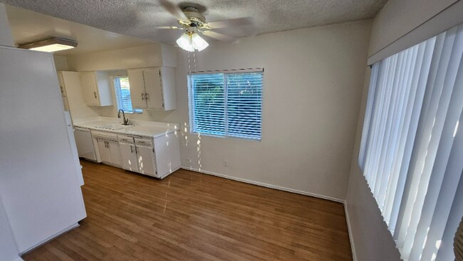 1130 N Fuller Ave unit 5, West Hollywood, CA 90046 - photo 6