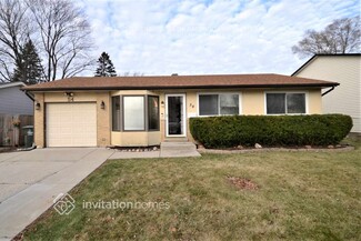 54 E Schubert Ave, Glendale Heights, IL 60139