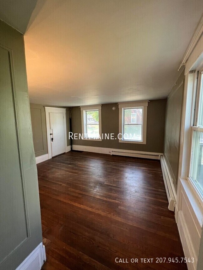 198 Center St unit 1, Old Town, ME 04468 - photo 2