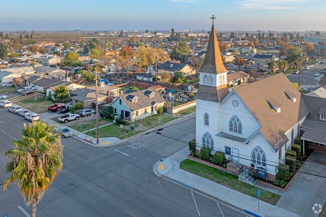 Selma is a family friendly community in the heart of the San Joaquin Valley.