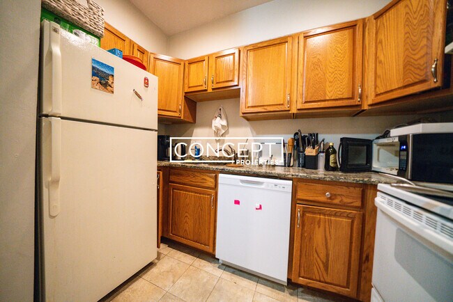 65 Hemenway St unit 10, Boston, MA 02115 - photo 7