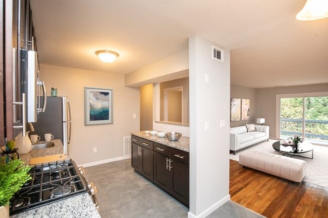 Millbrook Village, Edison, NJ 08817 - photo 5