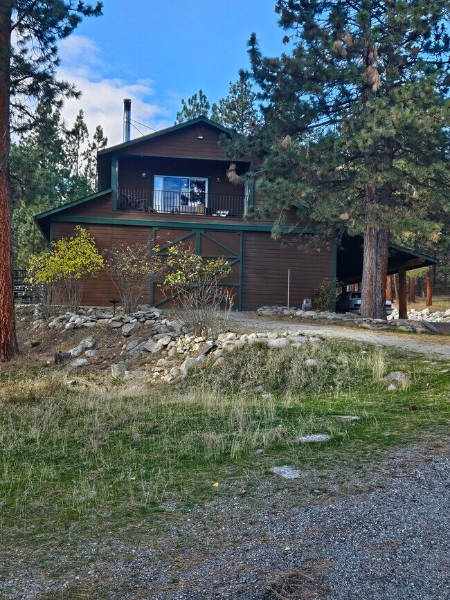 376 Haven Ln Unit Barn apartment, Hamilton, MT 59840