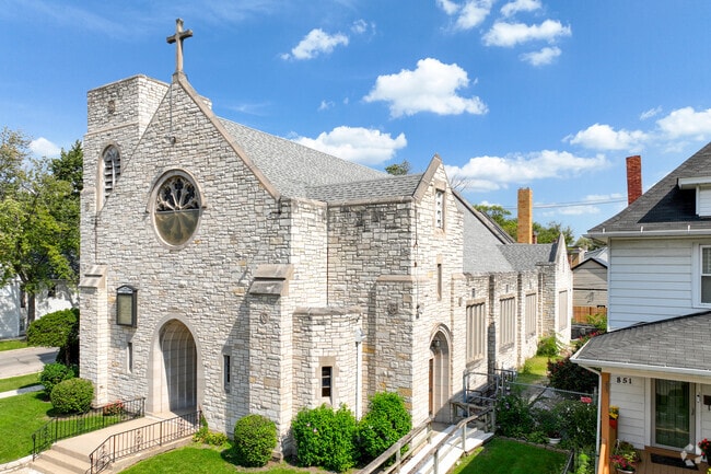 The St. Paul Lutheran Church across the street is also part of the St Paul Lutheran School.