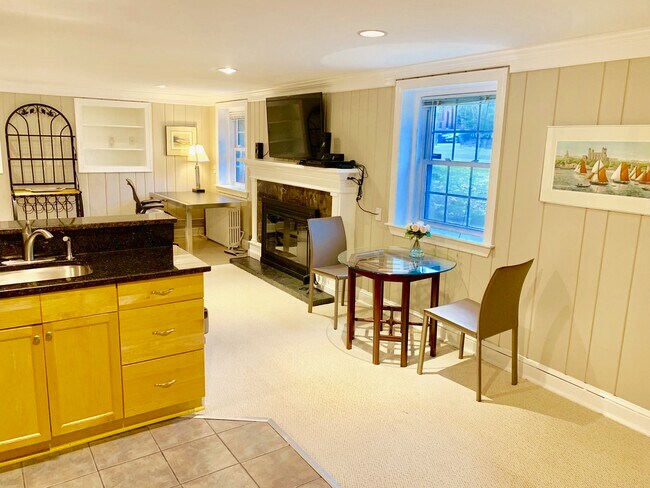 3828 Cathedral Ave NW unit East, Washington, DC 20016 - photo 7