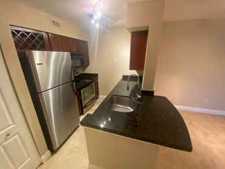 2851 N Oakland Forest Dr Unit 204, Oakland Park, FL 33309