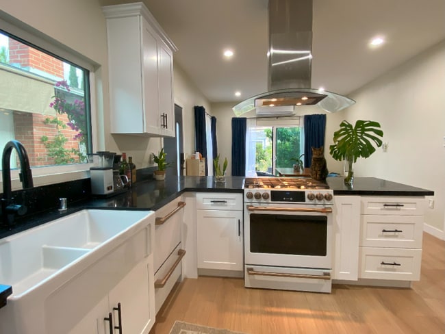 19154 S Della Ln unit Room 1, Garden Grove, CA 92840 - photo 3