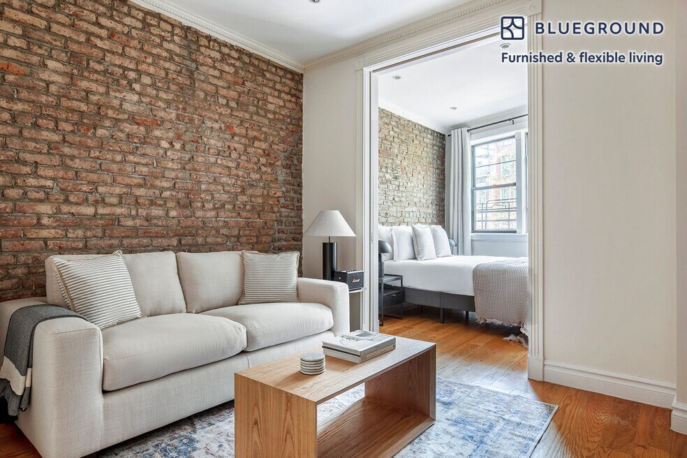 535 Hudson St unit FL3-ID1033, New York, NY 10014 - photo 1