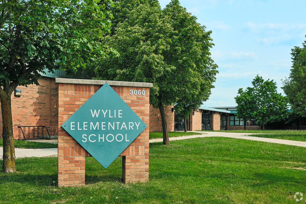 Wylie Elementary School, Dexter MI Rankings & Reviews - Homes.com