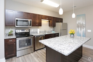 7501 S 15th St, Lincoln, NE 68512