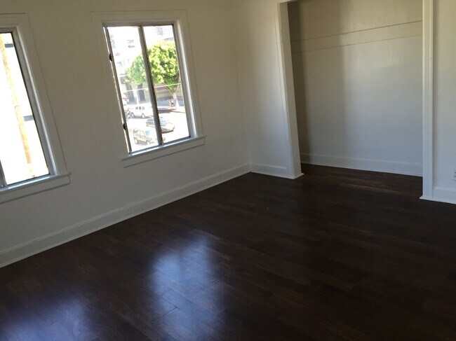 1411 W 3rd St unit 1, Los Angeles, CA 90017 - photo 2