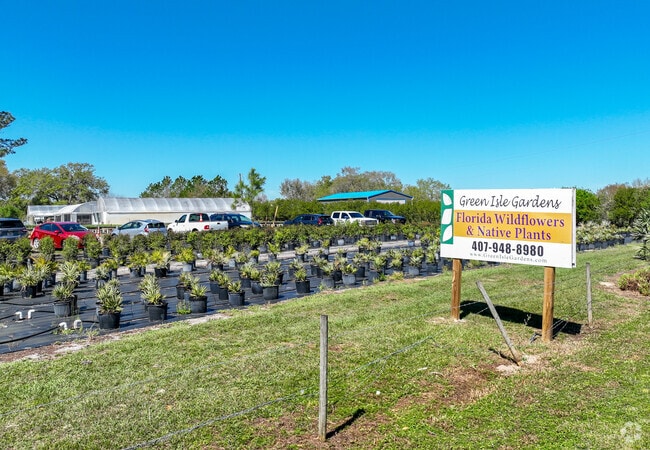 Groveland is home to Green Isle Gardens on 11303 FL-33.
