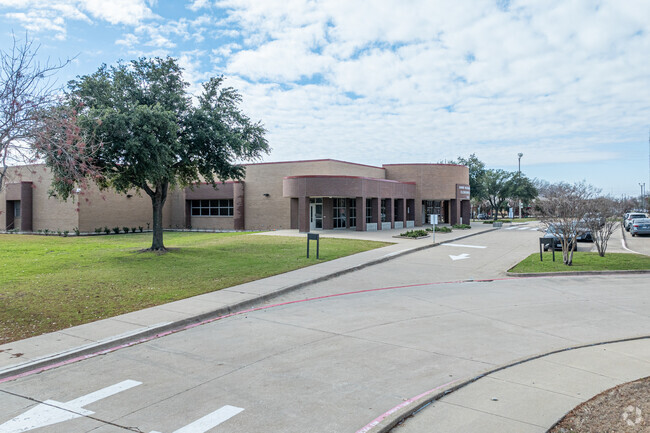 Rainwater Elementary School, Carrollton TX Rankings & Reviews - Homes.com