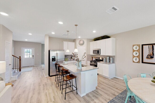 9912 Cavelier Canyon Ct unit 36447458, Montgomery, TX 77316 - photo 6