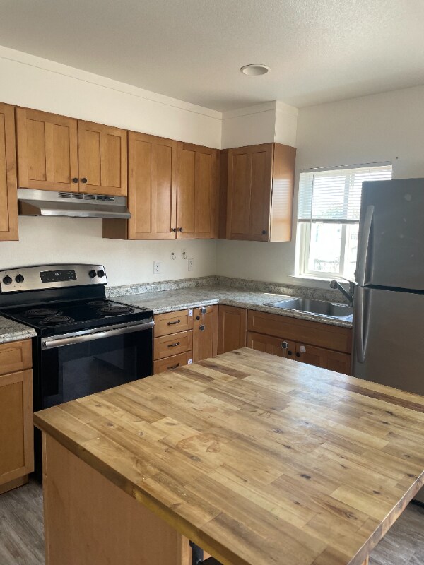 391 S Sanderson Way Unit 3, Fort Bragg, CA 95437