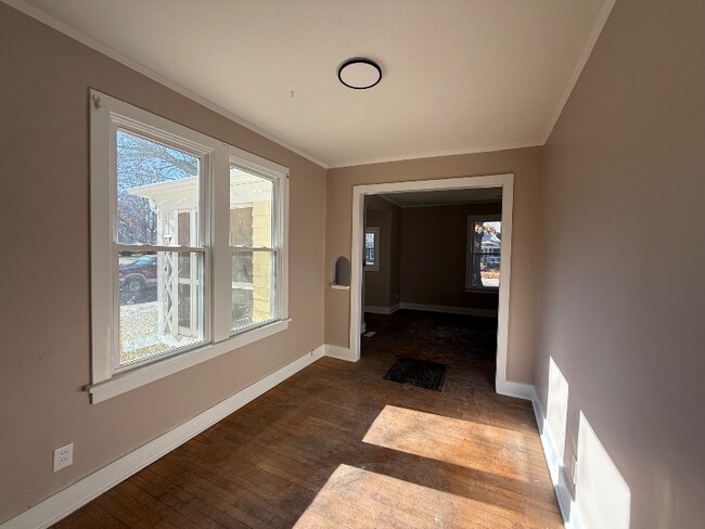 1115 S Cedar St, Ottawa, KS 66067 - photo 5