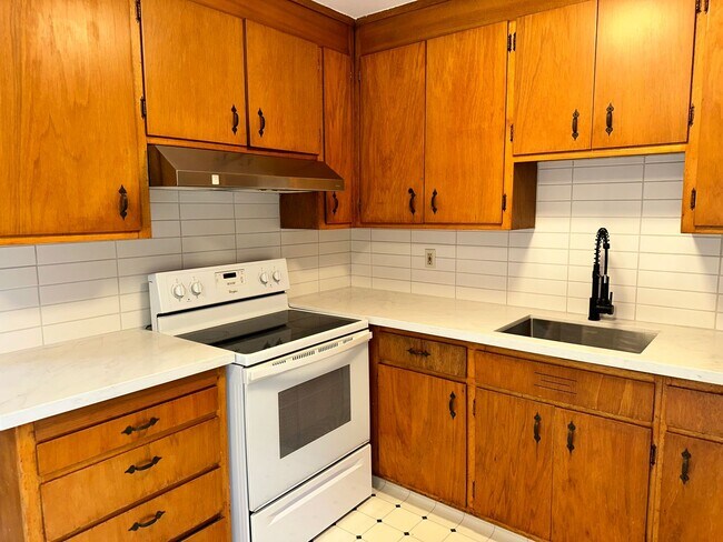 53 E Richmond Ave unit 55, Richmond, CA 94801 - photo 5