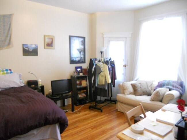 1132 Commonwealth Ave unit 2, Allston, MA 02134 - photo 3