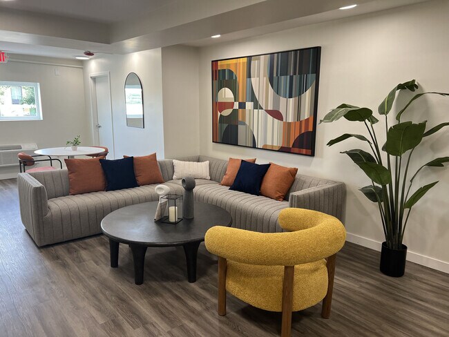 Broad View Apartments, Columbia, SC 29210 - photo 3