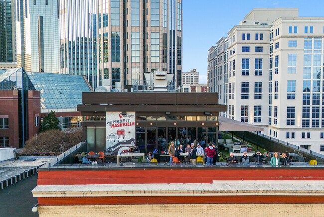 Nashville Broadway 1of3