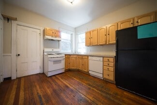 452 Centre St Unit 2, Boston, MA 02130