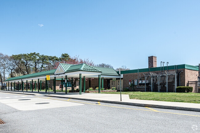 The main entrance of Idle Hour Elementary School welcomes students teachers and visitors.