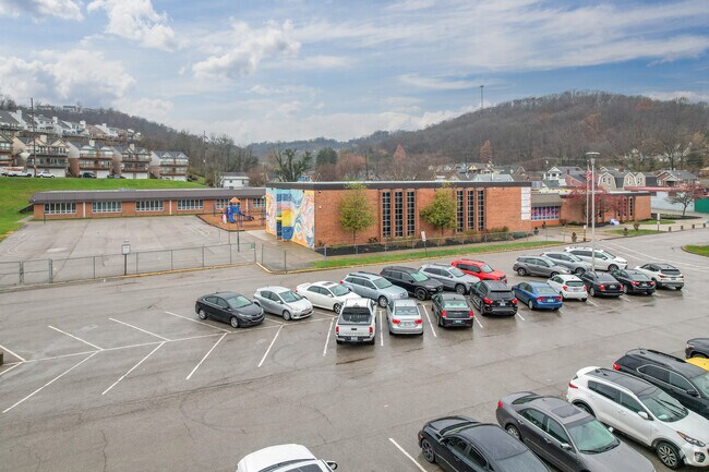 Glenn O. Swing Elementary School is in Covington.