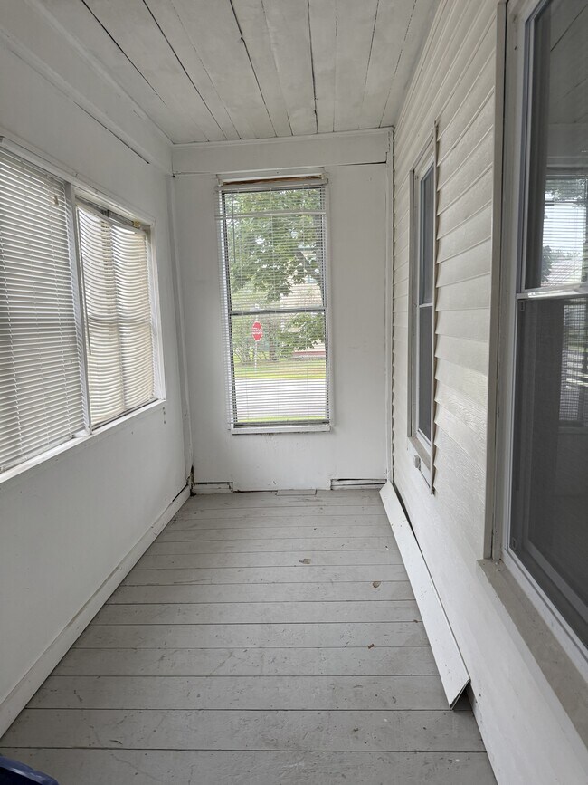 12 Annie St Unit 1, Berwick, ME 03901