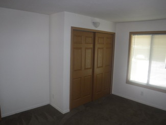 1033 College Ave NE, Grand Rapids, MI 49503