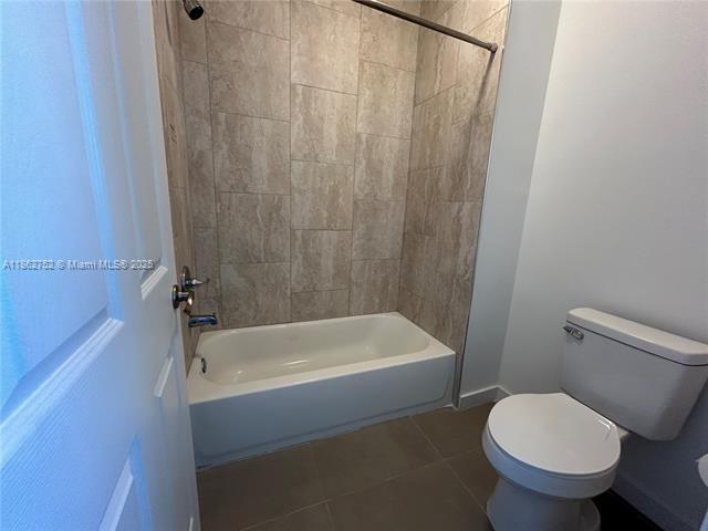 10521 SW 180th St, Miami, FL 33157 - photo 7