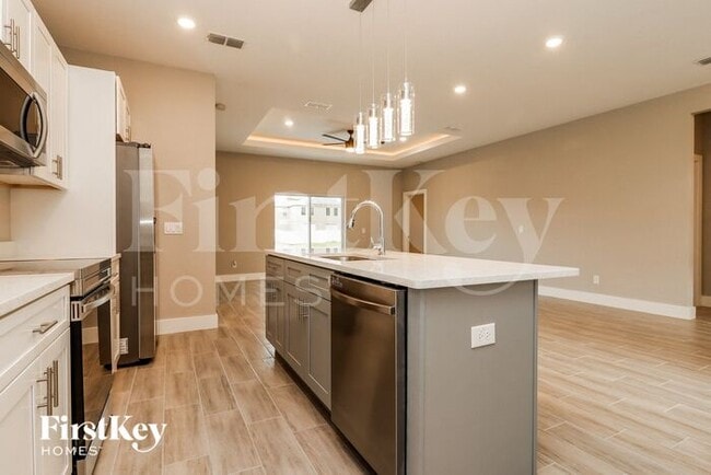 327 Churchill Ct, Kissimmee, FL 34759 - photo 6