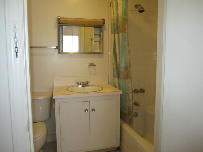 610 Park Ave, Goldsboro, NC 27530 - photo 4