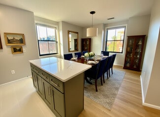 151 W Brookline St Unit 5, Boston, MA 02118